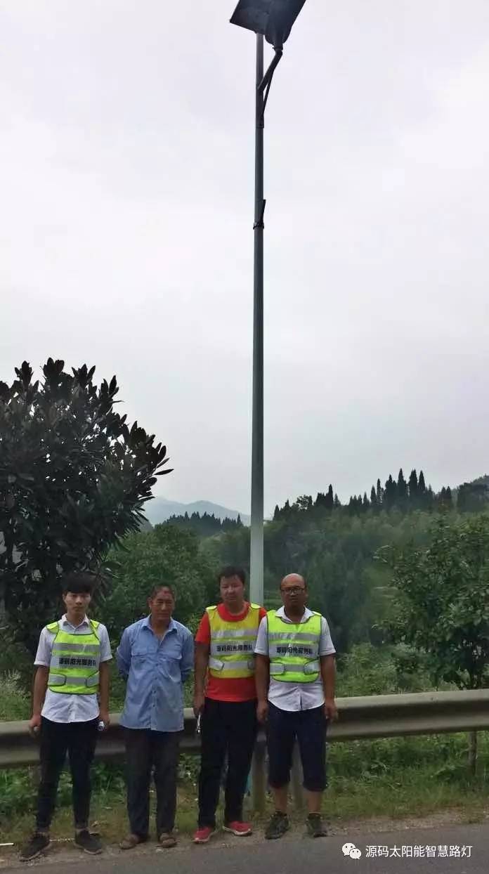 太陽能路燈，太陽能路燈廠家，太陽能路燈價(jià)格，太陽能平板燈，光伏照明，道路照明，助力新農(nóng)村建設(shè)，太陽能路燈優(yōu)質(zhì)服務(wù)商